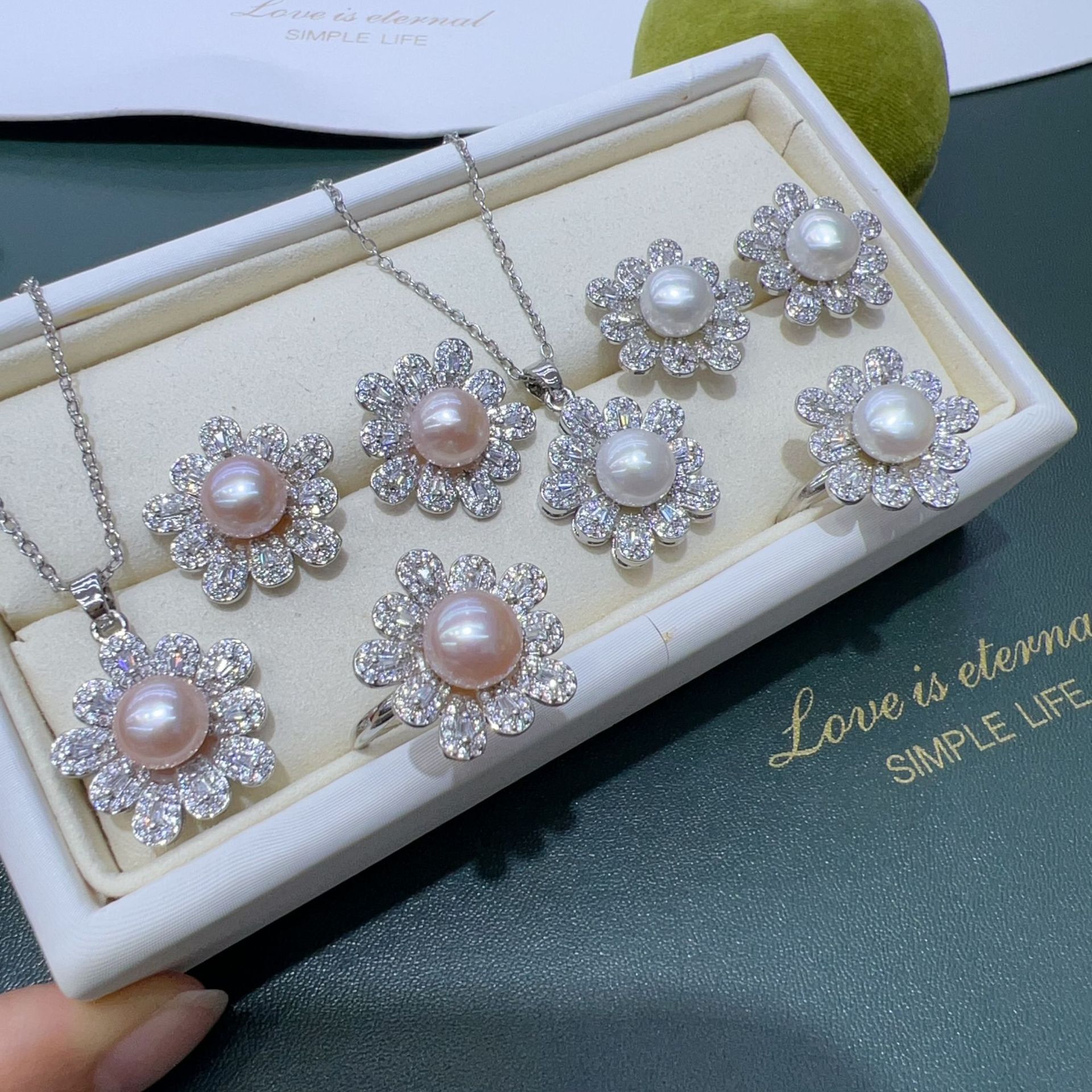 High-Quality Freshwater Pearl Inlaid Floral Set Is Full of Texture and Versatile for Everyday Wear - Image 3