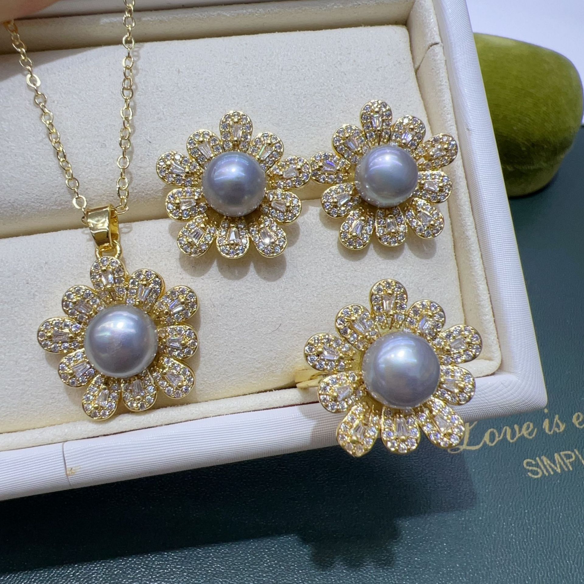 High-Quality Freshwater Pearl Inlaid Floral Set Is Full of Texture and Versatile for Everyday Wear - Image 9