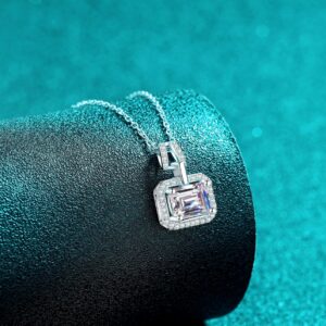 S925 Sterling Silver Moissanite Necklace Women's Rectangular Pendant Exquisite Simple High-End Accessible Luxury Versatile Clavicle Chain
