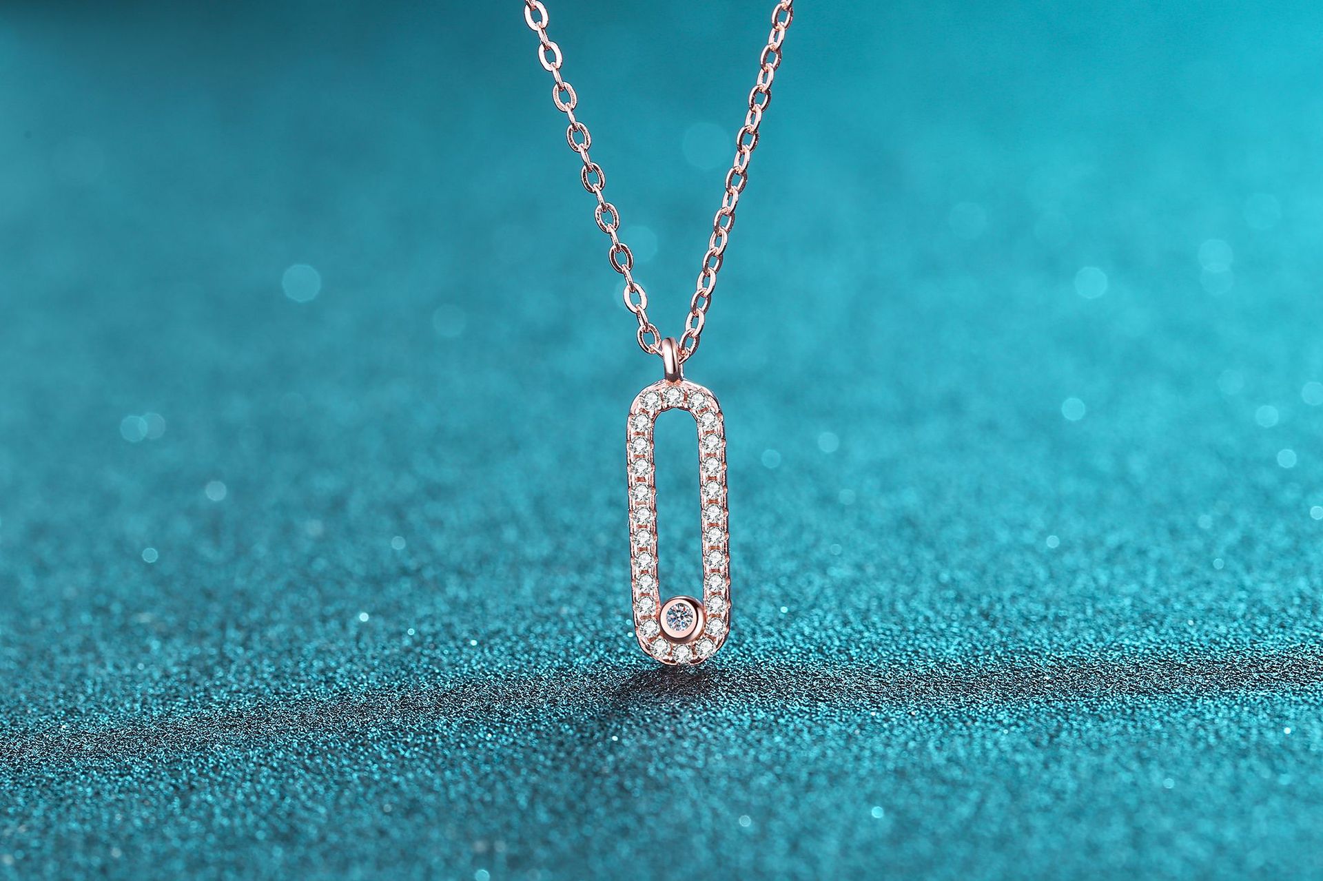 S925 Silver Oval Diamond Pendant Simple European and American Style Factory Direct Sale Moissanite Necklace One Piece Dropshipping