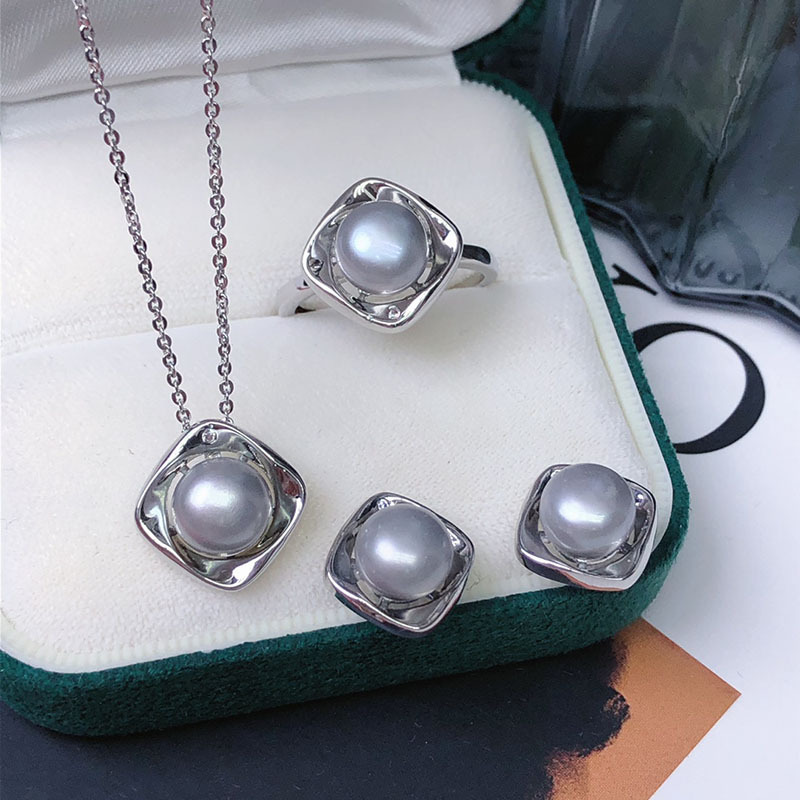 Natural Freshwater Pearl Earrings, Pendant, and Ring Three-Piece Set, Versatile and Fashionable Style - Image 5